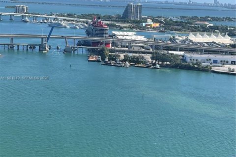 Condo in Miami, Florida, 1 bedroom  № 2049192 - photo 24