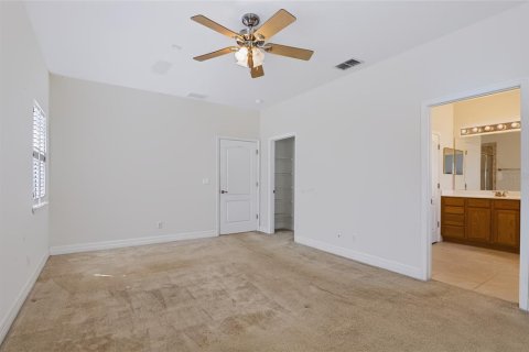 Townhouse in Clermont, Florida 2 bedrooms, 117.52 sq.m. № 2329404 - photo 20