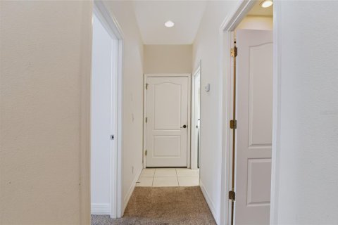 Townhouse in Clermont, Florida 2 bedrooms, 117.52 sq.m. № 2329404 - photo 25