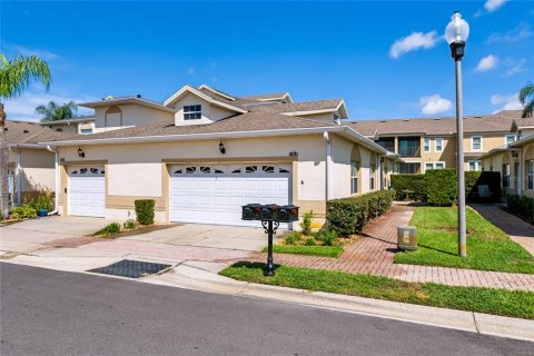Townhouse in Clermont, Florida 2 bedrooms, 117.52 sq.m. № 2329404