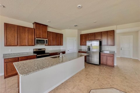 Villa ou maison à louer à Lake Alfred, Floride: 5 chambres, 280.38 m2 № 1908116 - photo 6