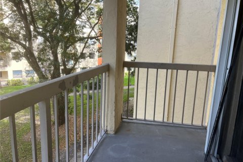 Copropriété à vendre à Doral, Floride: 2 chambres, 92.16 m2 № 1924994 - photo 15