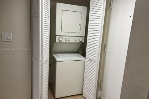 Copropriété à vendre à Doral, Floride: 2 chambres, 92.16 m2 № 1924994 - photo 7