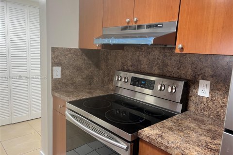 Copropriété à vendre à Doral, Floride: 2 chambres, 92.16 m2 № 1924994 - photo 4