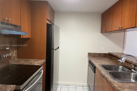 Copropriété à vendre à Doral, Floride: 2 chambres, 92.16 m2 № 1924994 - photo 5