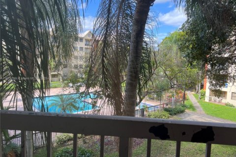 Copropriété à vendre à Doral, Floride: 2 chambres, 92.16 m2 № 1924994 - photo 14