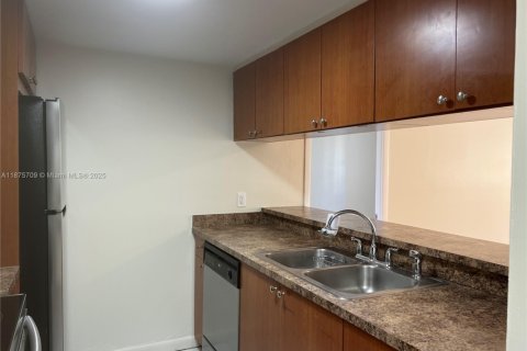 Copropriété à vendre à Doral, Floride: 2 chambres, 92.16 m2 № 1924994 - photo 18