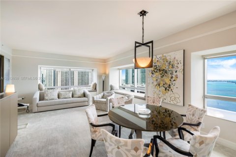 Condominio en venta en Miami, Florida, 2 dormitorios, 167.32 m2 № 2075743 - foto 4
