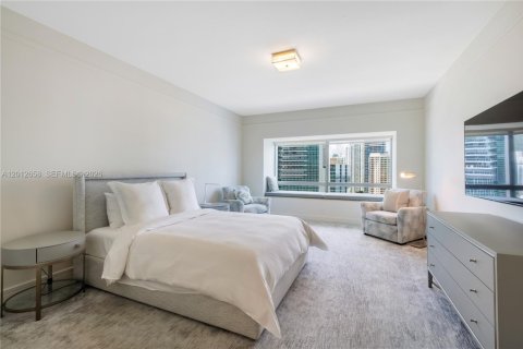 Condominio en venta en Miami, Florida, 2 dormitorios, 167.32 m2 № 2075743 - foto 14