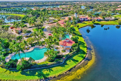 Villa ou maison à louer à West Palm Beach, Floride: 4 chambres, 260.96 m2 № 2387790 - photo 19