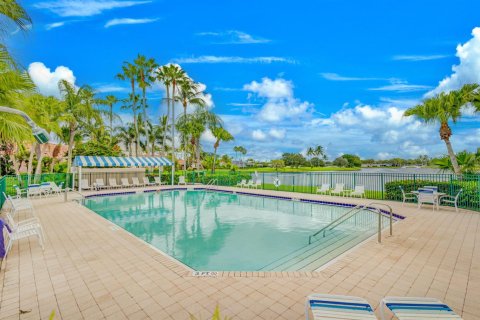 Villa ou maison à louer à West Palm Beach, Floride: 4 chambres, 260.96 m2 № 2387790 - photo 8