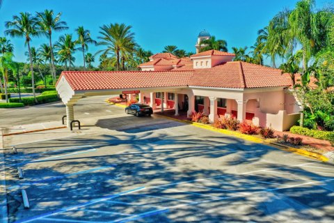Villa ou maison à louer à West Palm Beach, Floride: 4 chambres, 260.96 m2 № 2387790 - photo 21