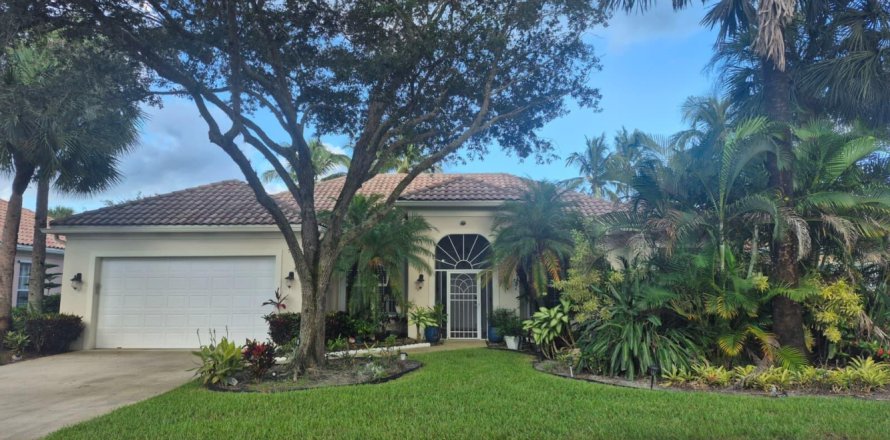Villa ou maison à West Palm Beach, Floride 4 chambres, 260.96 m2 № 2387790