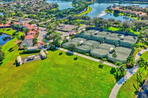 Villa ou maison à louer à West Palm Beach, Floride: 4 chambres, 260.96 m2 № 2387790 - photo 11