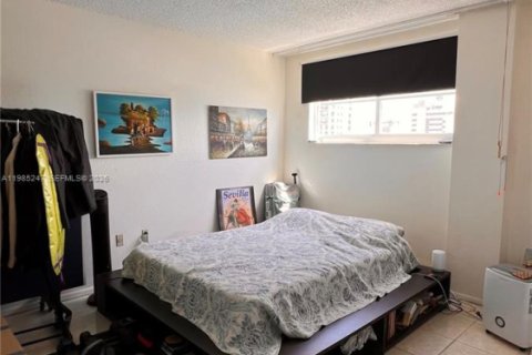 Снять в аренду кондоминиум в Майами-Бич, Флорида 1 спальня, 69.49м2, № 2047373 - фото 5