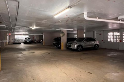 Снять в аренду кондоминиум в Майами-Бич, Флорида 1 спальня, 69.49м2, № 2047373 - фото 14