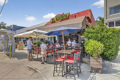 Propiedad comercial en Fort Lauderdale, Florida № 2147377