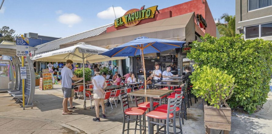 Propiedad comercial en Fort Lauderdale, Florida № 2147377