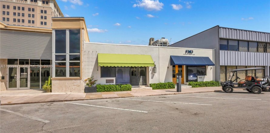 Immobilier commercial à Coral Gables, Floride № 2255752