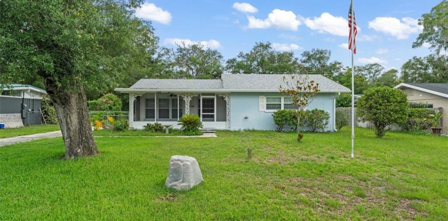 Villa ou maison à DeLand, Floride 3 chambres, 113.53 m2 № 1789296