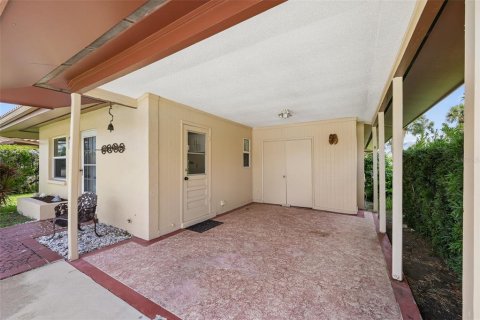 Villa ou maison à vendre à Bradenton, Floride: 2 chambres, 113.34 m2 № 2237867 - photo 5