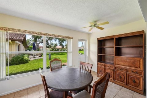 Villa ou maison à vendre à Bradenton, Floride: 2 chambres, 113.34 m2 № 2237867 - photo 10