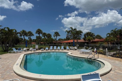 Villa ou maison à vendre à Bradenton, Floride: 2 chambres, 113.34 m2 № 2237867 - photo 30