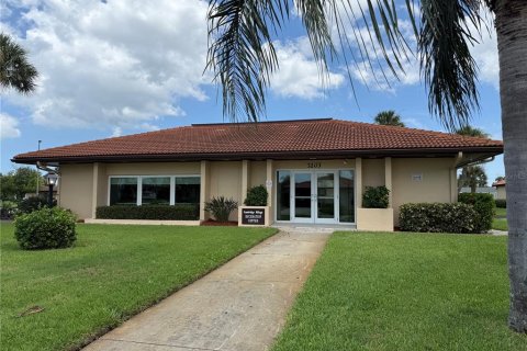 Villa ou maison à vendre à Bradenton, Floride: 2 chambres, 113.34 m2 № 2237867 - photo 29