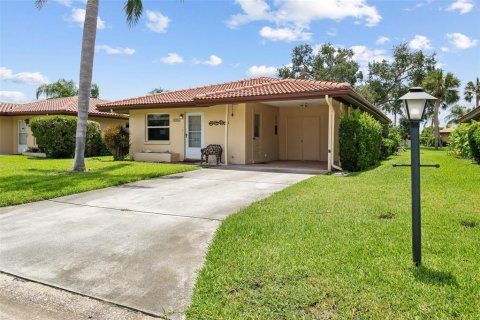 Villa ou maison à vendre à Bradenton, Floride: 2 chambres, 113.34 m2 № 2237867 - photo 3