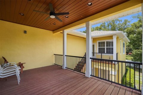 House in Oviedo, Florida 5 bedrooms, 344.95 sq.m. № 2110699 - photo 21