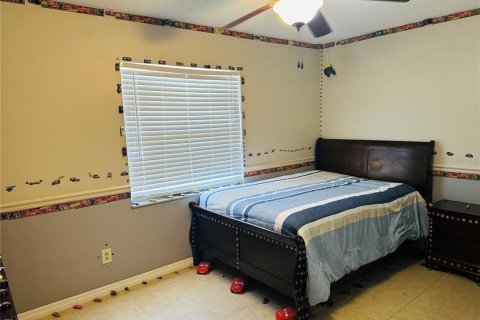 House in Lake Alfred, Florida 3 bedrooms, 128.21 sq.m. № 2156970 - photo 7