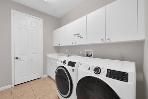 Villa ou maison à vendre à Port St. Lucie, Floride: 3 chambres, 202.71 m2 № 2431423 - photo 24