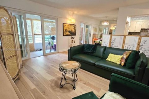 Купить кондоминиум в Бока-Ратон, Флорида 1 спальня, 75.25м2, № 1955766 - фото 5