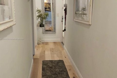 Купить кондоминиум в Бока-Ратон, Флорида 1 спальня, 75.25м2, № 1955766 - фото 7