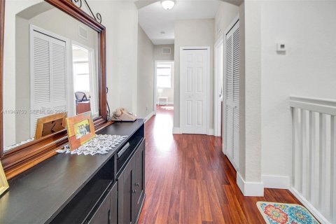 Купить таунхаус в Дорал, Флорида 3 спальни, 157м2, № 2005987 - фото 22