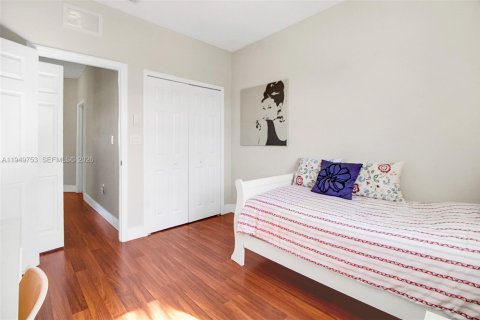 Купить таунхаус в Дорал, Флорида 3 спальни, 157м2, № 2005987 - фото 27