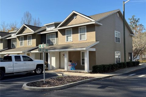 Condo à Gainesville, Floride, 3 chambres  № 2136130
