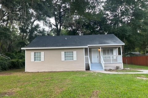 House in Ocala, Florida 3 bedrooms, 116.87 sq.m. № 2296682