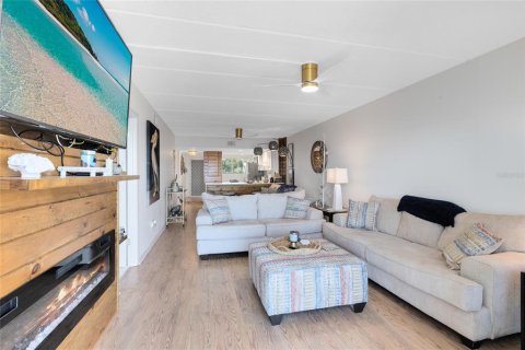 Copropriété à vendre à Palm Bay, Floride: 2 chambres, 106.47 m2 № 2122043 - photo 14