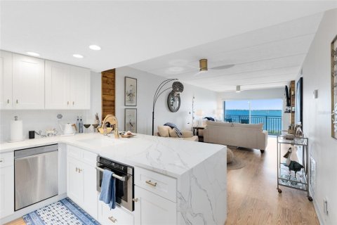Copropriété à vendre à Palm Bay, Floride: 2 chambres, 106.47 m2 № 2122043 - photo 6