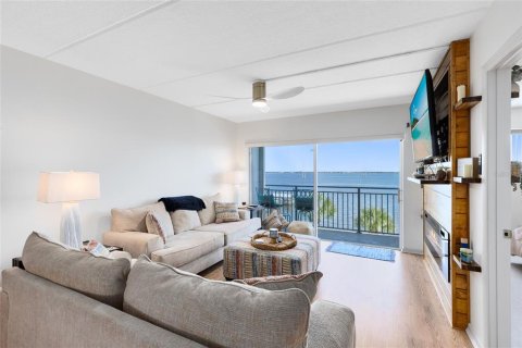 Copropriété à vendre à Palm Bay, Floride: 2 chambres, 106.47 m2 № 2122043 - photo 11