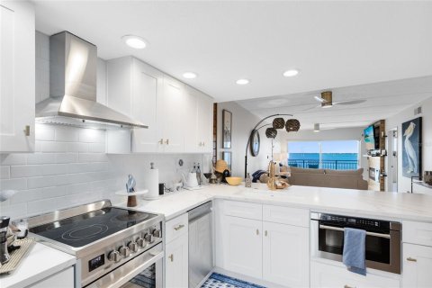 Copropriété à vendre à Palm Bay, Floride: 2 chambres, 106.47 m2 № 2122043 - photo 5