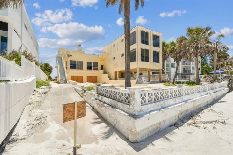 Land in Indian Rocks Beach, Florida № 1791781 - photo 8