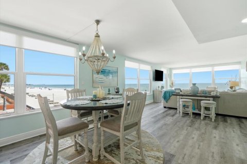 Copropriété à vendre à Madeira Beach, Floride: 2 chambres, 122.63 m2 № 2330135 - photo 16