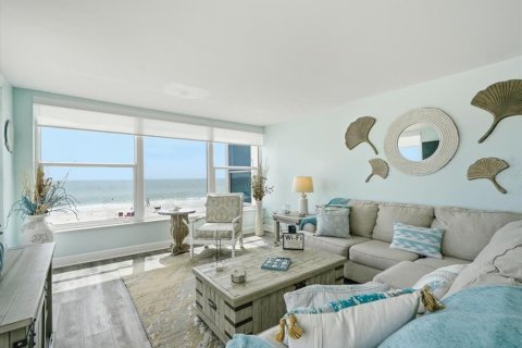Copropriété à vendre à Madeira Beach, Floride: 2 chambres, 122.63 m2 № 2330135 - photo 24