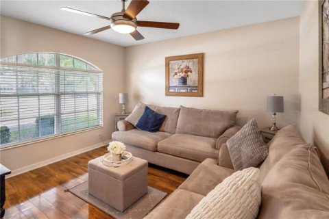 House in Leesburg, Florida 3 bedrooms, 183.85 sq.m. № 2133979 - photo 30
