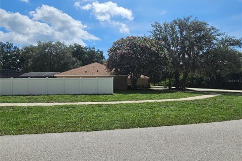 House in Leesburg, Florida 3 bedrooms, 183.85 sq.m. № 2133979 - photo 14