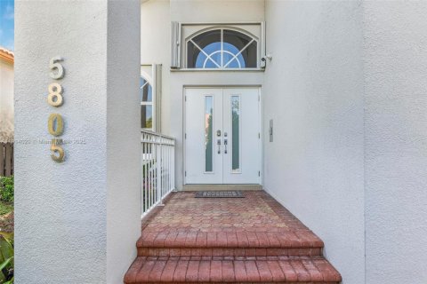 Villa ou maison à vendre à Doral, Floride: 4 chambres, 229.28 m2 № 1968531 - photo 6