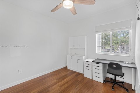 Villa ou maison à vendre à Doral, Floride: 4 chambres, 229.28 m2 № 1968531 - photo 27