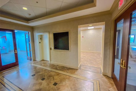 Propiedad comercial en alquiler en North Port, Florida, 450.02 m2 № 1026045 - foto 8
